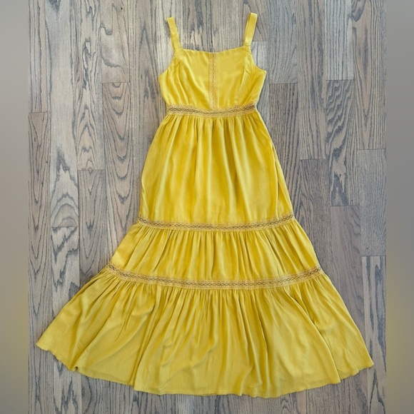 Black Swan Women’s Mustard Yellow Tiered Flowy Maxi with Lace Dress Size Small - Picture 1 of 14